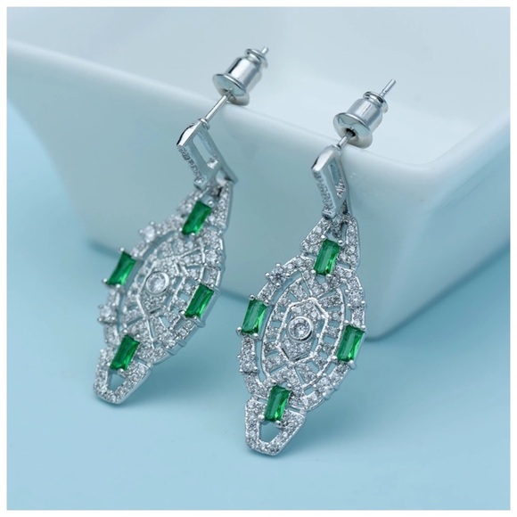 🎁 Swarovski Crystals The Samone Art Deco Earrings - Picture 5 of 6
